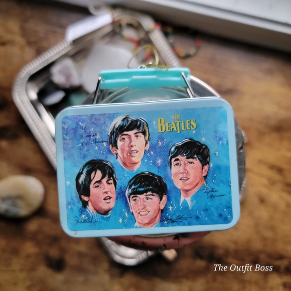 The Beatles Mini Tin Lunchbox - Picture 2 of 9